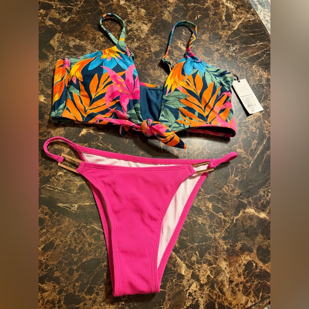 New women’s swimsuit/swimwear bikini set matched.topXS bottom S